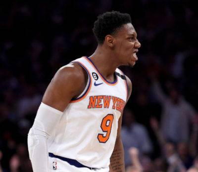 RJ Barrett fue clave para la victoria de New York