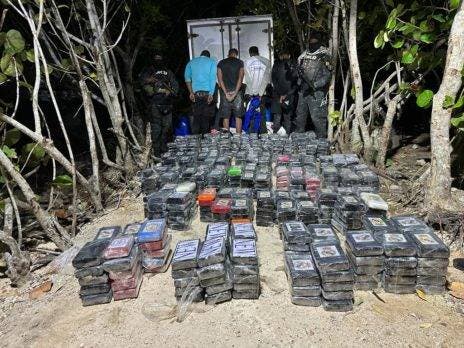 DNCD incauta 692 paquetes de cocaína en Higüey