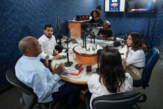 La República Radio cumple 8 años y lo celebra con panel sobre medios y elecciones