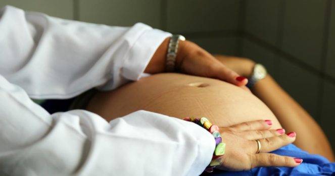Mortalidad materna de RD supera la de AL, según Unfpa