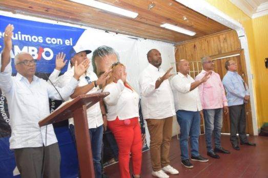  Movimientos en Apoyo a Luis Abinader juramenta nuevos miembros en La Romana