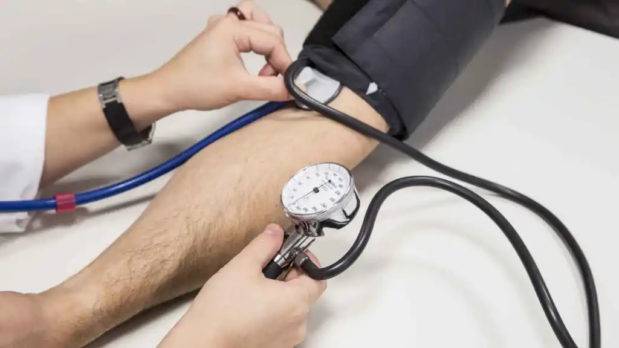 Measure your blood pressure, control it and live longer!