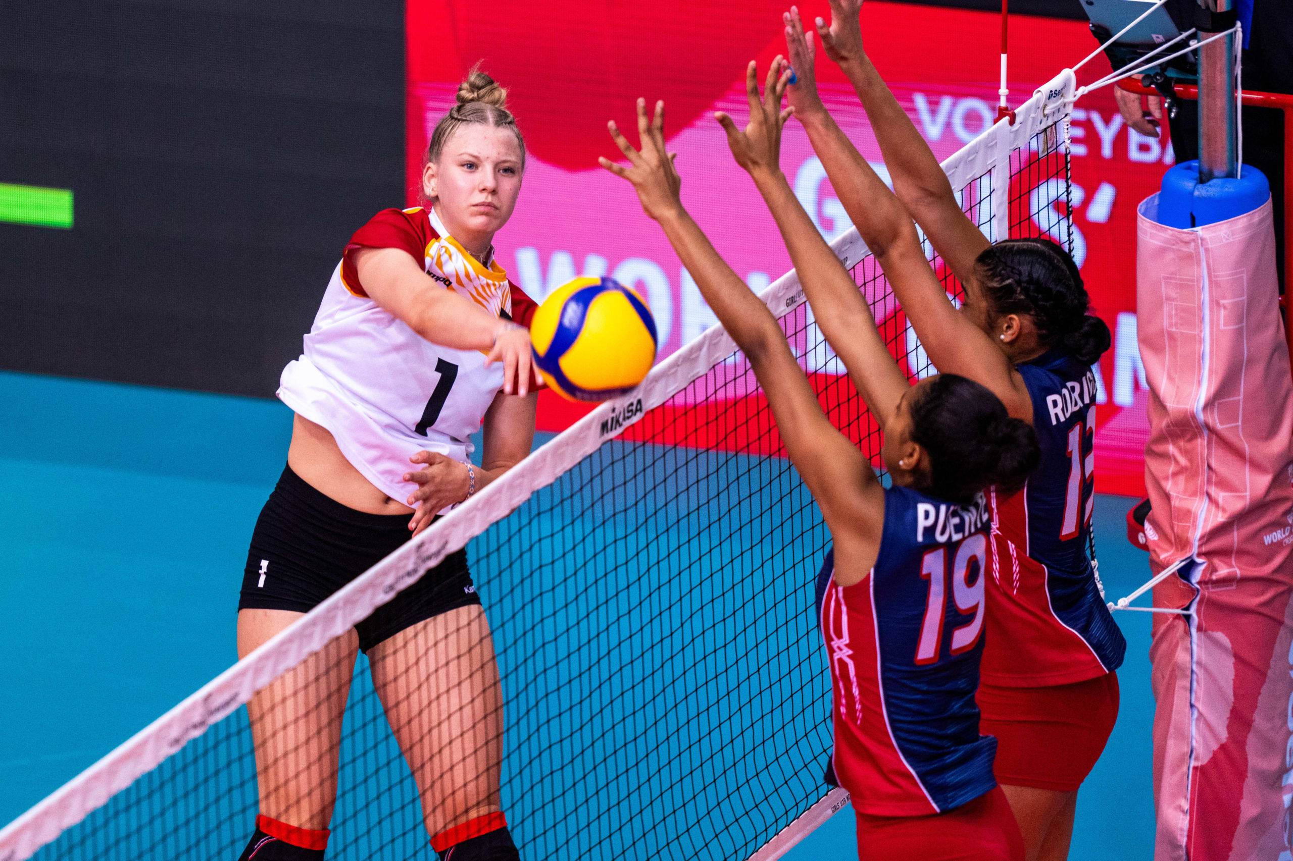 Alemania derrota 3-1 a Dominicana en Mundial Femenino U-19