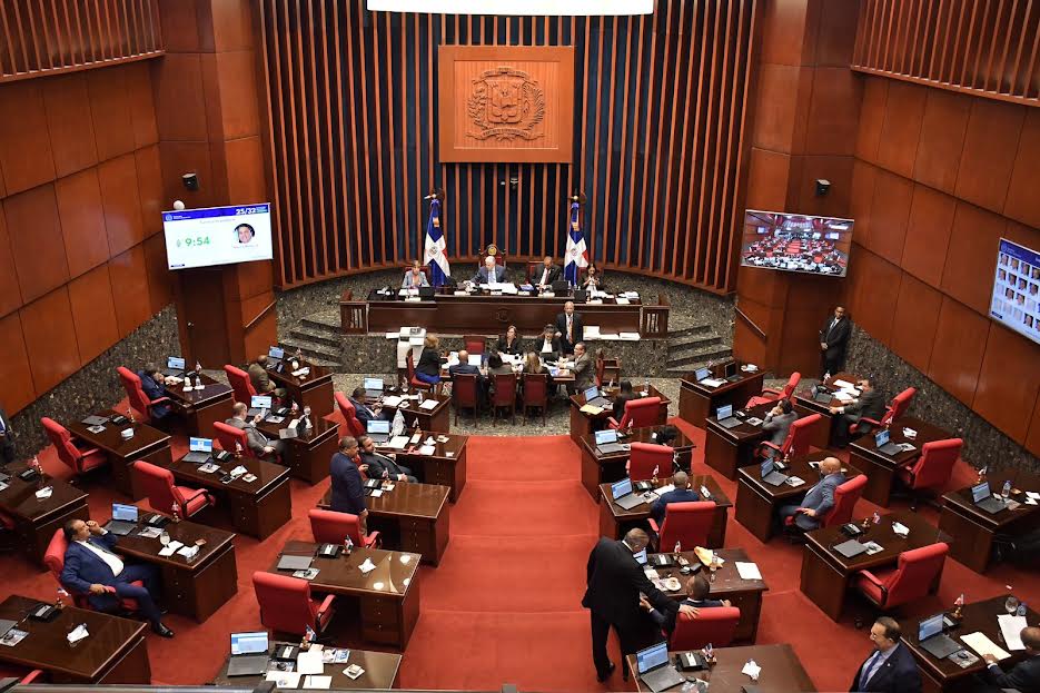 Senadores aprueban proyecto ley que crea Sidocal y otras piezas
