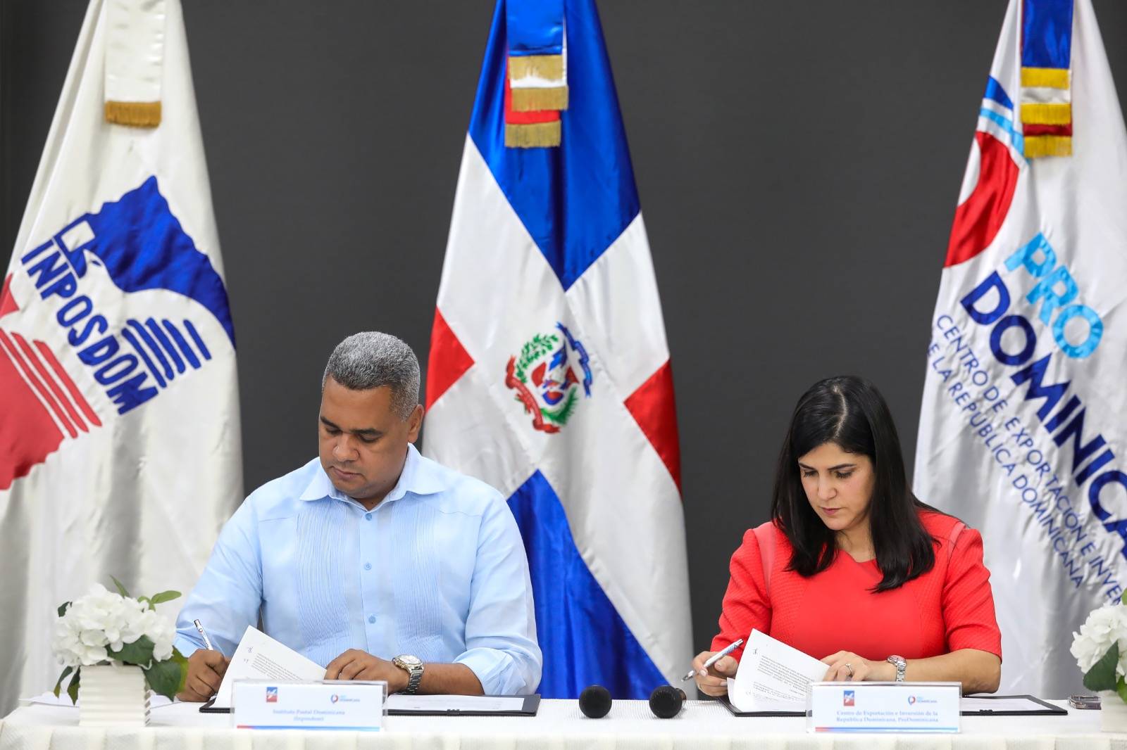 ProDominicana firma acuerdo con INPOSDOM a favor de la MiPymes