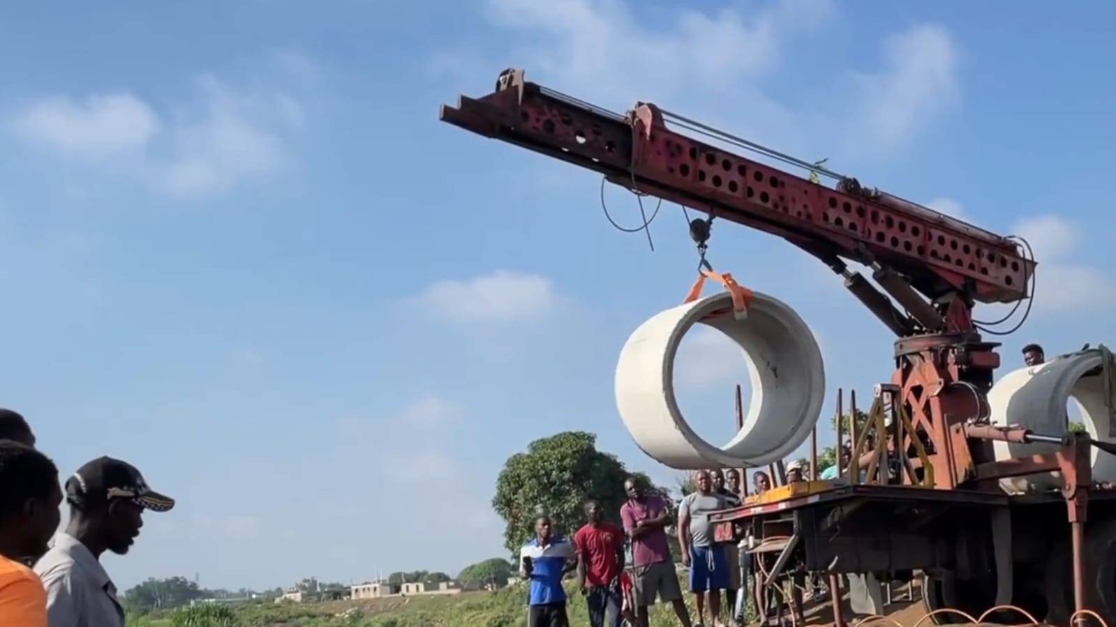Haitianos colocarán alcantarillas de hormigón para conectar canal con río Masacre
