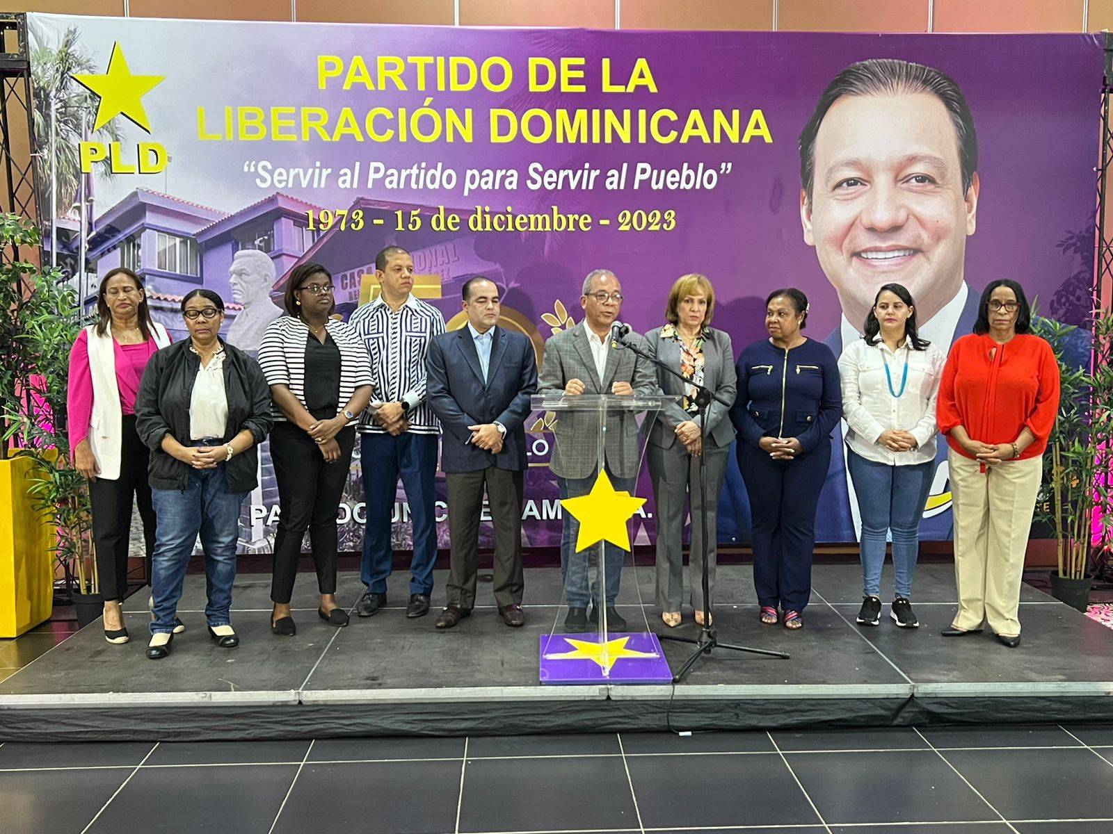 PLD elige 495 candidaturas del nivel municipal