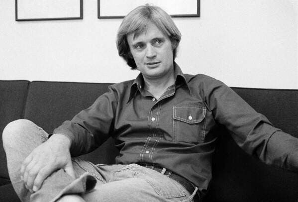 Fallece el actor David McCallum de “The Man From U.N.C.L.E.” y “NCIS”