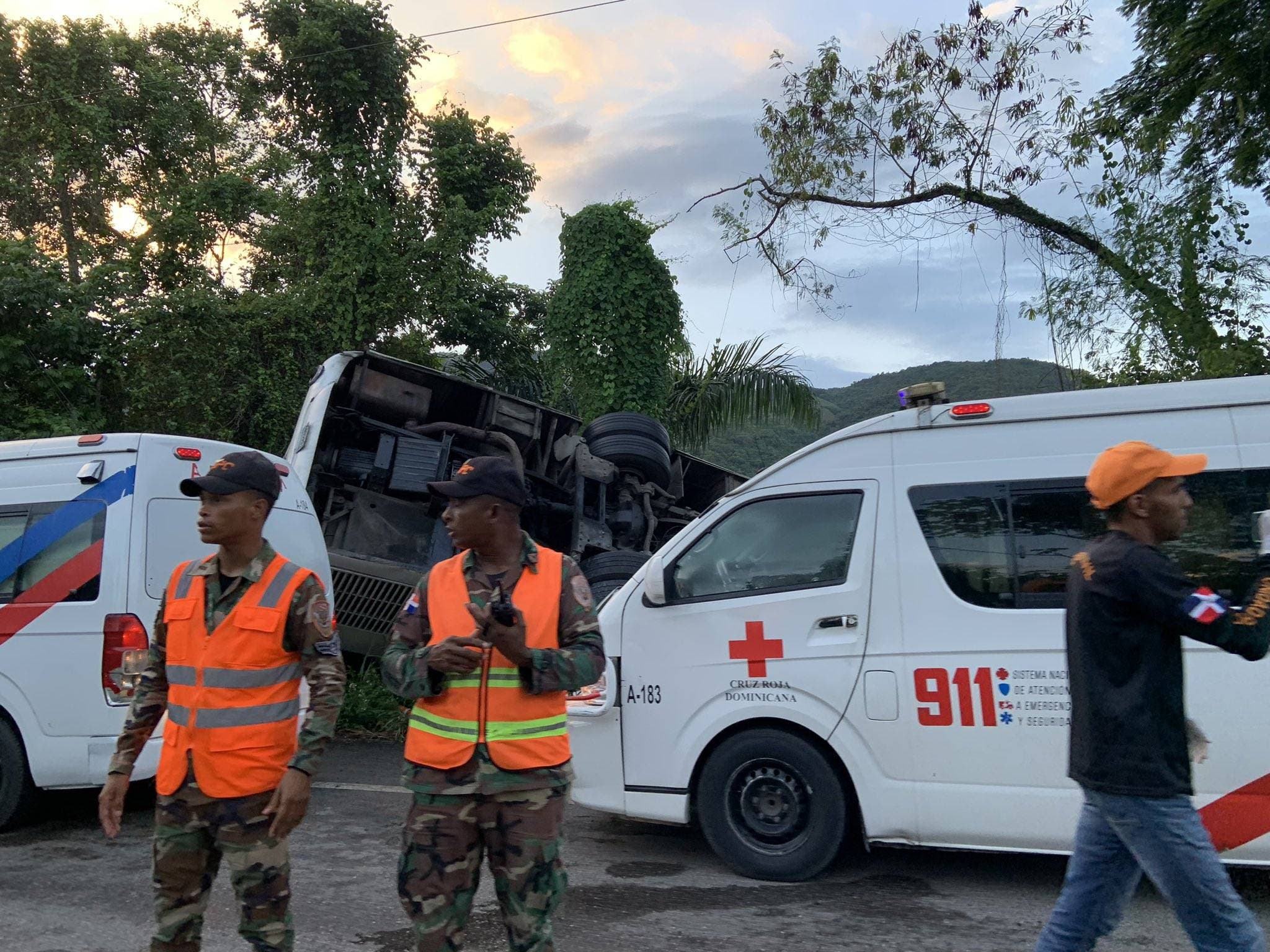Fotos Accidente En Bonao Dejó 20 Personas Heridas 3751
