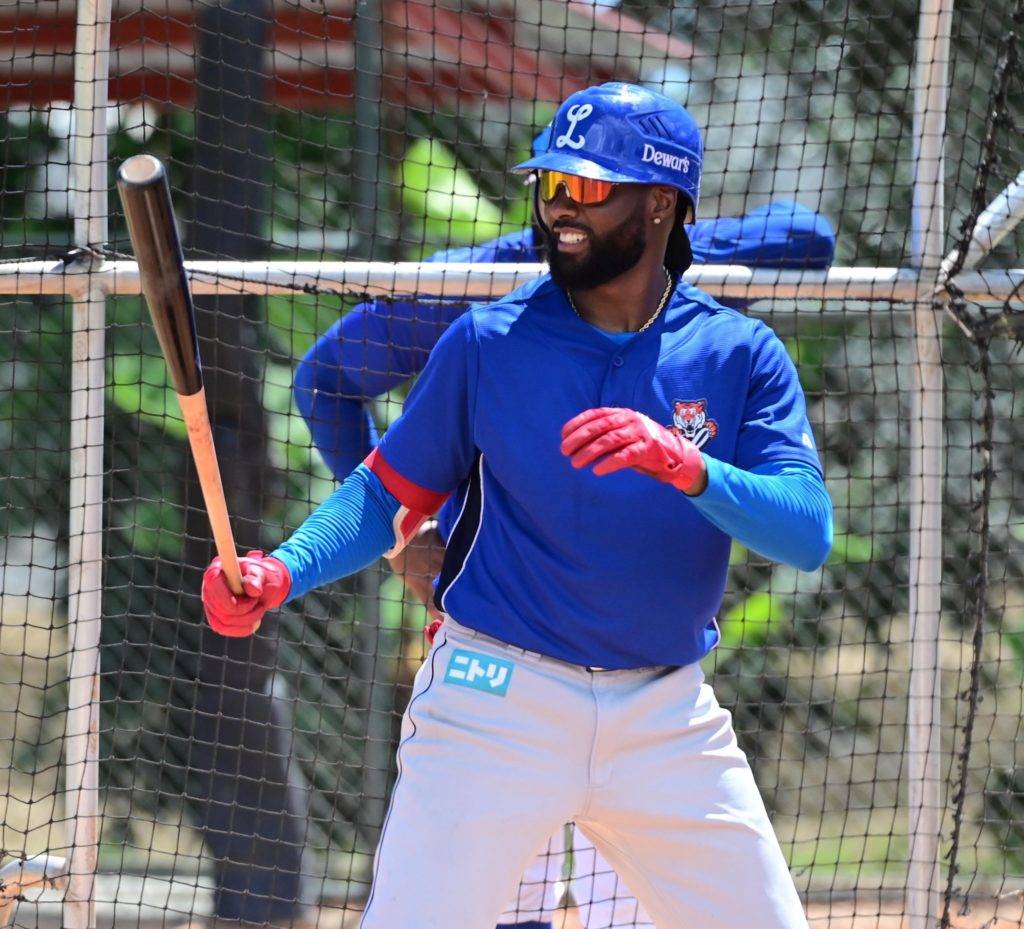 Licey firma a Alen Hanson como agente libre