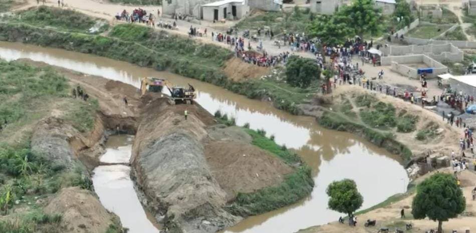Haití avanza con desvío del río Masacre, mientras su panorama interno se complica