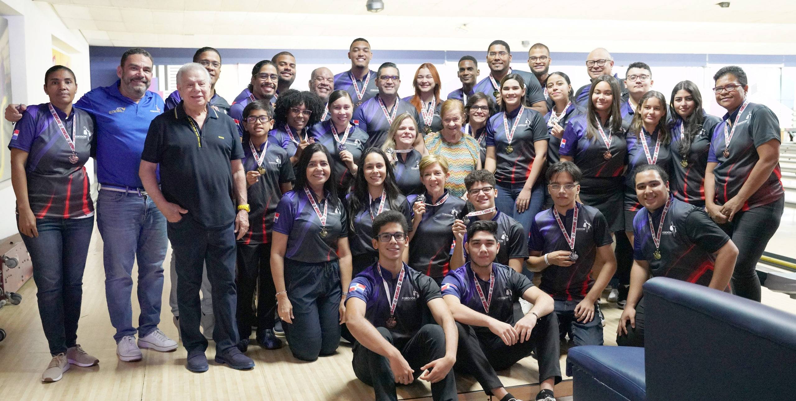 Aumí y Javier campeones en nacional de boliche en SBC