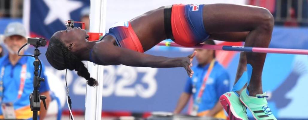 Marisabel Senyu consiguió bronce en salto alto en Chile