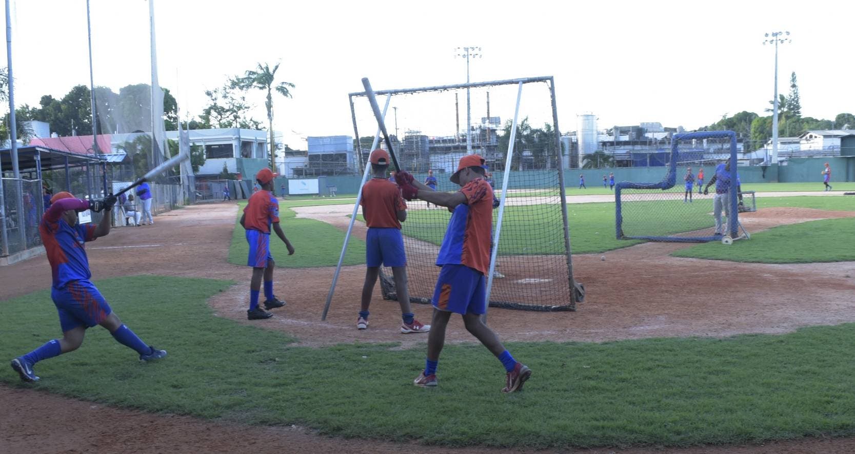 Academia La Javilla y DPK: Transforman Béisbol en RD