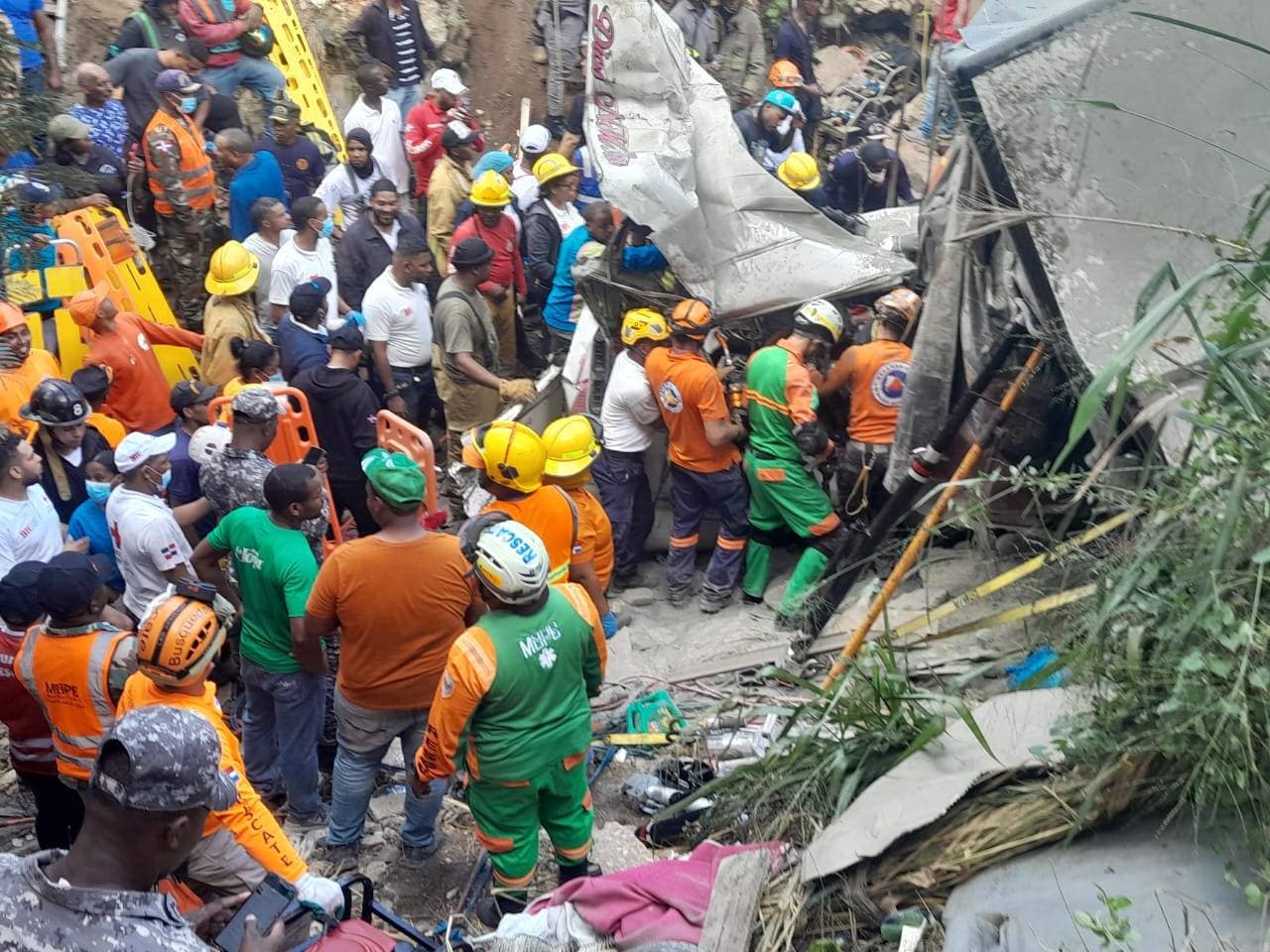 Fotos y videos del accidente en Quita Sueño que dejó varios afectados