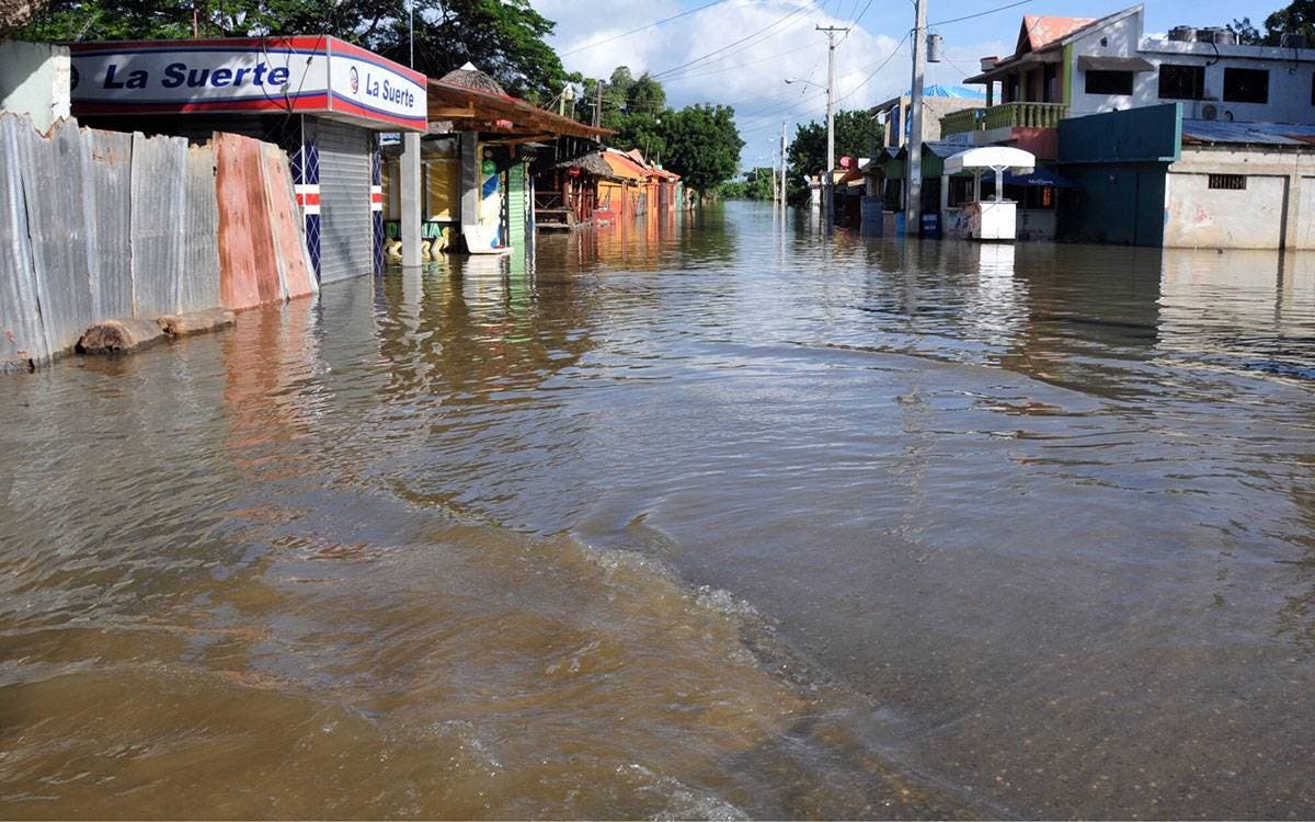 Comercio fue más afectado por lluvias de disturbio
