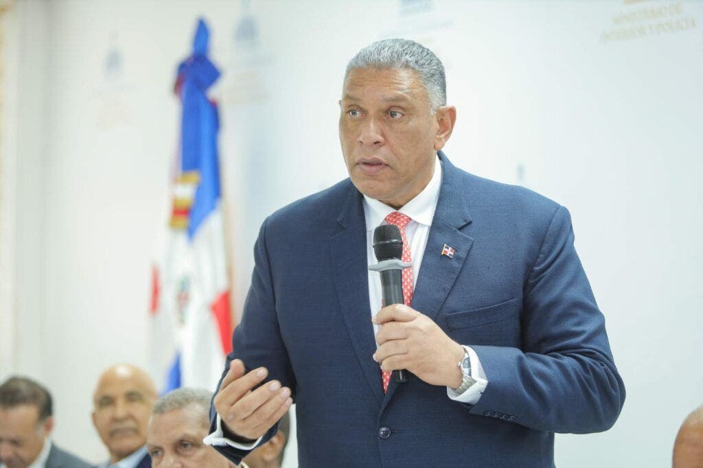 Jesús “Chú” Vásquez Martínez, cónsul general de República Dominicana en Nueva York.