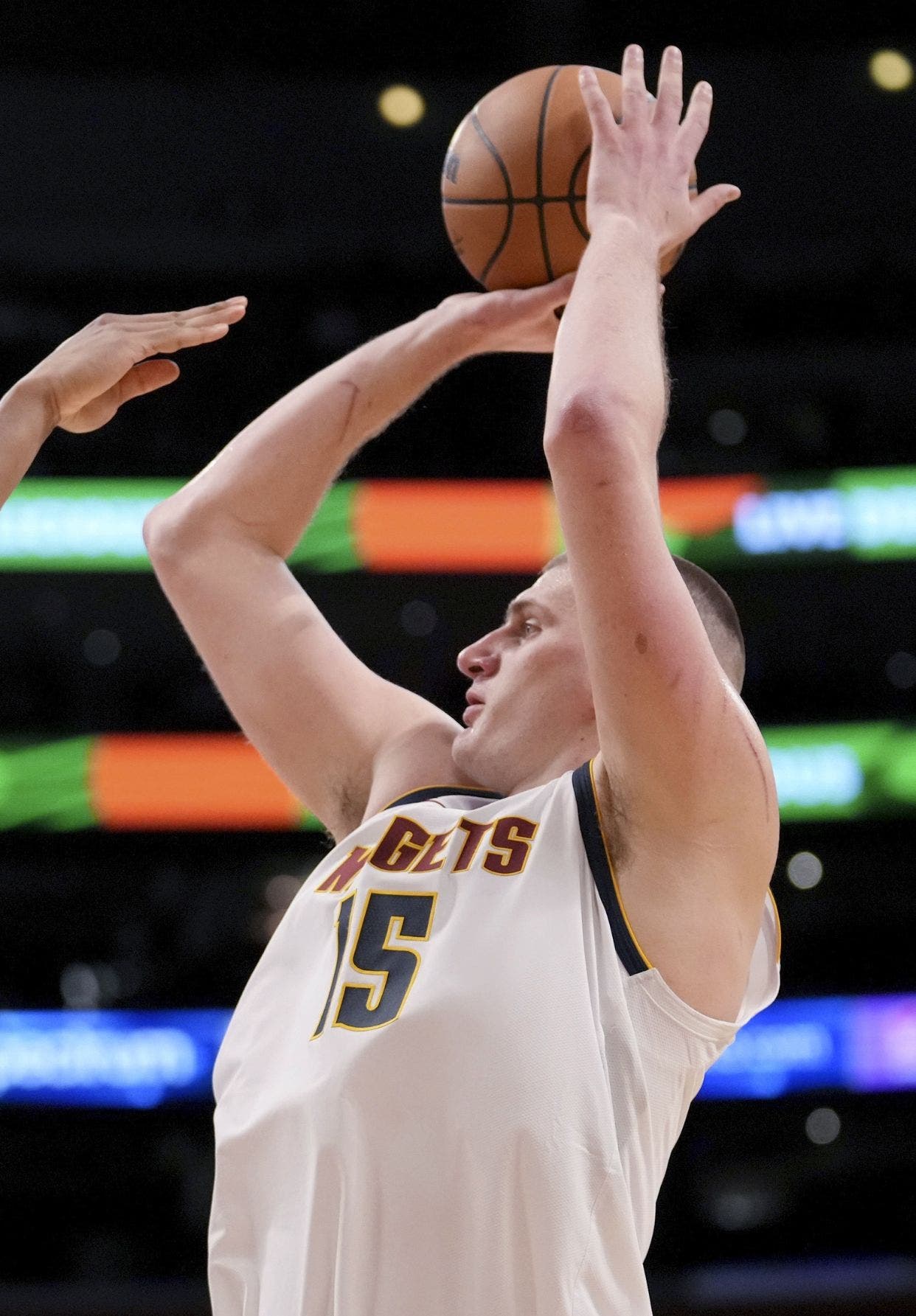 Nikola Jokic gana su tercer MVP tras imponerse a Doncic y Gilgeous Alexander