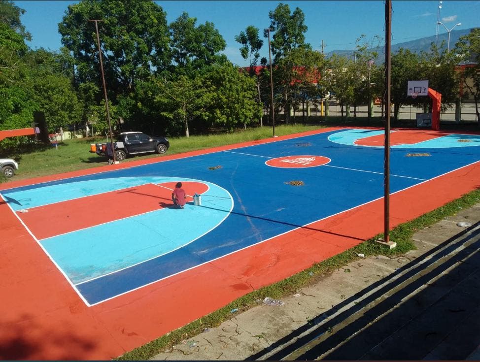 CANCHA EN REMOZAMIENTO