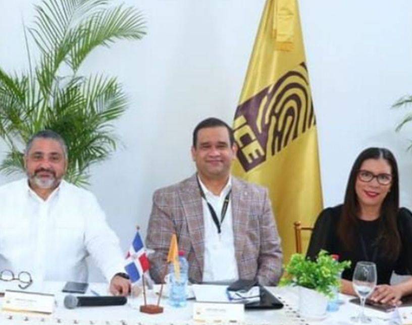 JCE se reúne con presidentes en el Sur