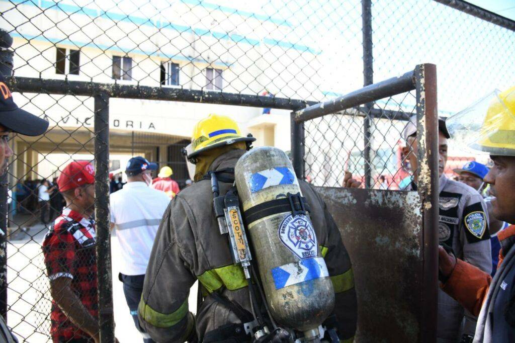 La Victoria: dan alta médica a cuatro bomberos afectados por incendio. FOTO FUENTE EXTERNA