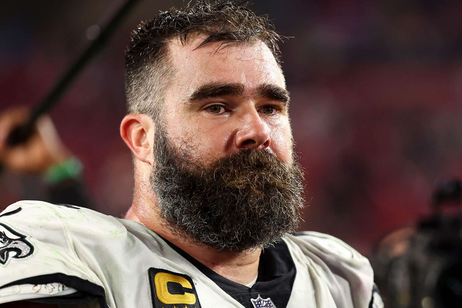 Jason Kelce, leyenda de los Eagles, anuncia su retiro