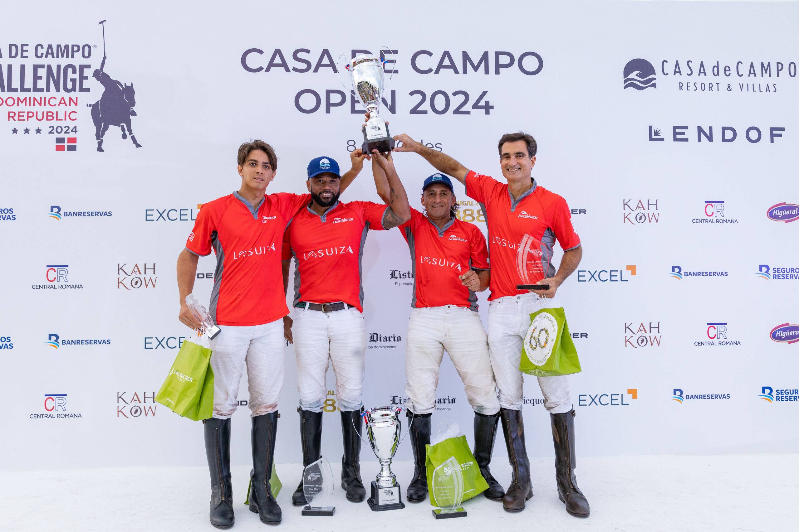 Equipo La Suiza, campeón de la gran final del Casa de Campo Open 2024 de polo