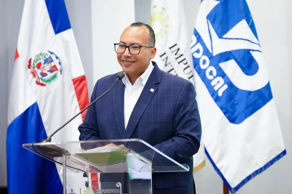 Lorenzo David Ramírez Uribe, nombrado director de Pasaportes por el presidente Abinader.