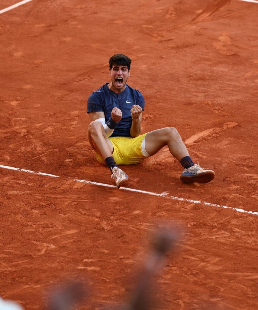 Carlos Alcaraz, el más joven en lograr la victoria en las tres superficies donde se disputan los torneos del Grand Slam