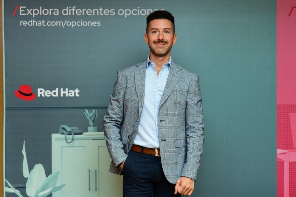 Andrés Indaverea, Gerente de Comunicaciones de Marketing para Latinoamérica en Red Hat