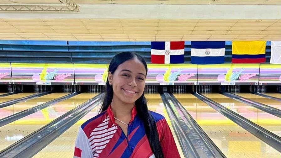 Letizia Santos gana plata en torneo juvenil de boliche