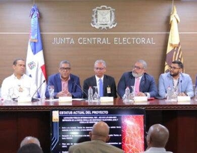 Junta presenta los avances de cédula