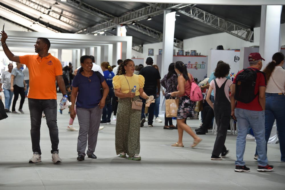 Feria del Libro 2024 ofrecera atractiva programacion para los amantes de las letras