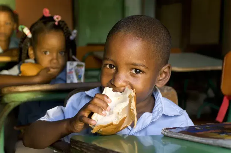 Childhood malnutrition is a challenge that we must combat together. Every child deserves to grow up strong and healthy UNICEF Dominican Republic Ricardo Piantini 1