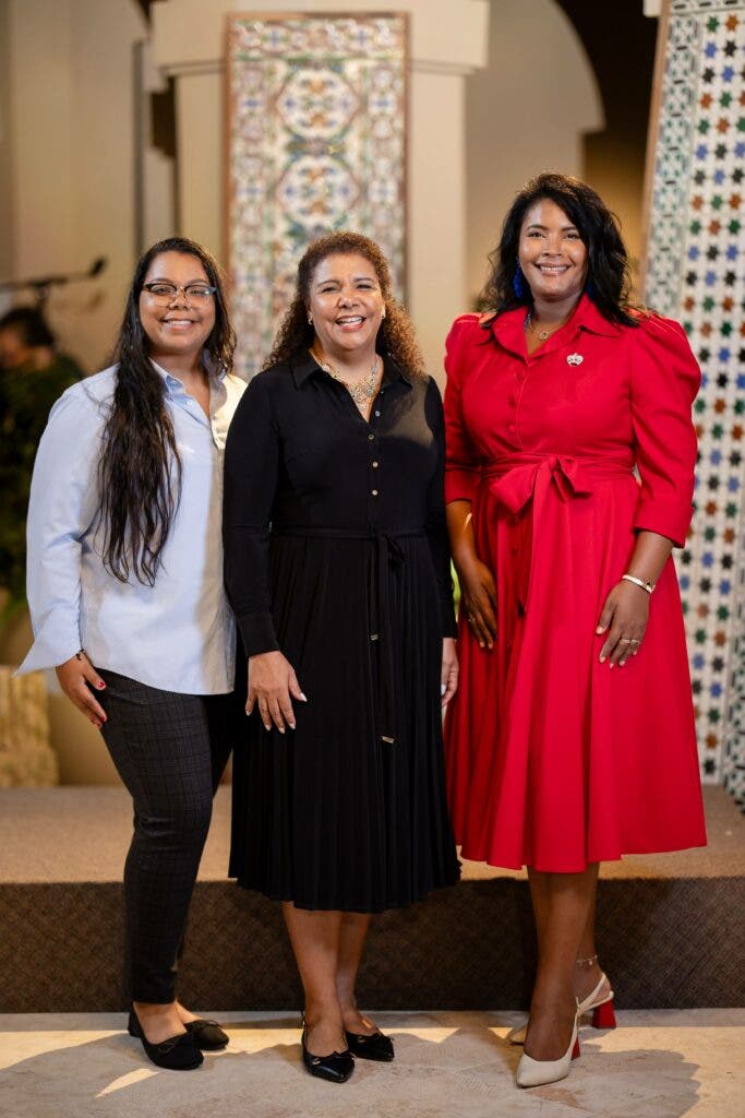 Melissa Ventura-Angela Mendez-Julissa Mateo