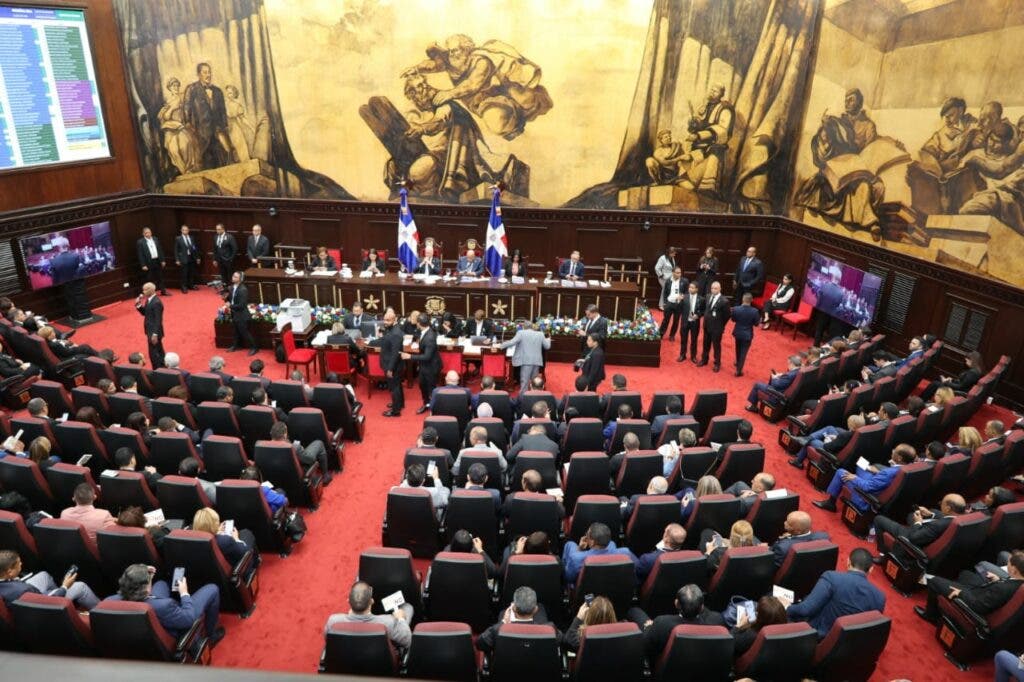 Así van los trabajos de Asamblea Nacional Revisora sobre lectura integra de la nueva Constitución