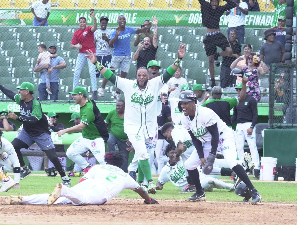 Hit en el 9no de dos vueltas de González deja en el terreno a Toros