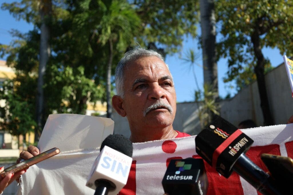 Protestan en contra de Edmundo González/ foto Arlenis Castillo