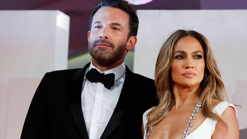 Jennifer Lopez ha estado apoyando a Ben Affleck después de que este último perdiera su casa (REUTERS/Yara Nardi)