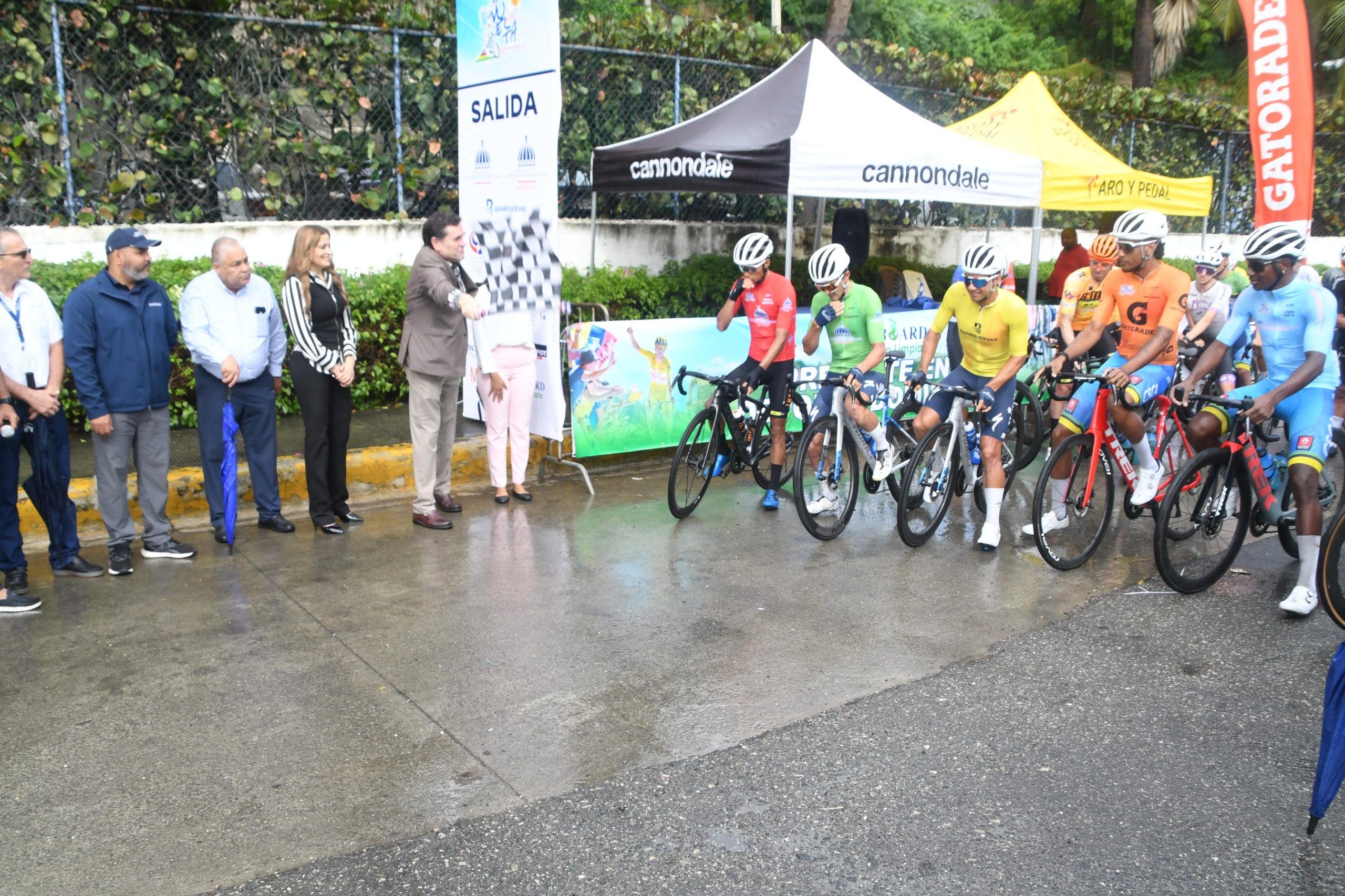 Dominicano Deivy Capellán ganó la segunda etapa Vuelta