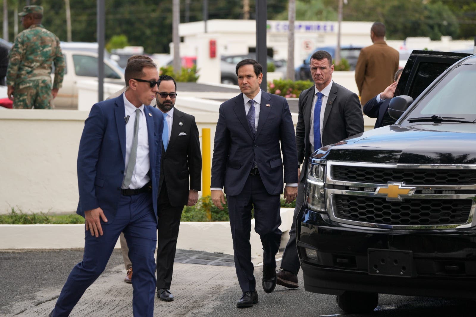 Marco Rubio llega al Palacio Nacional